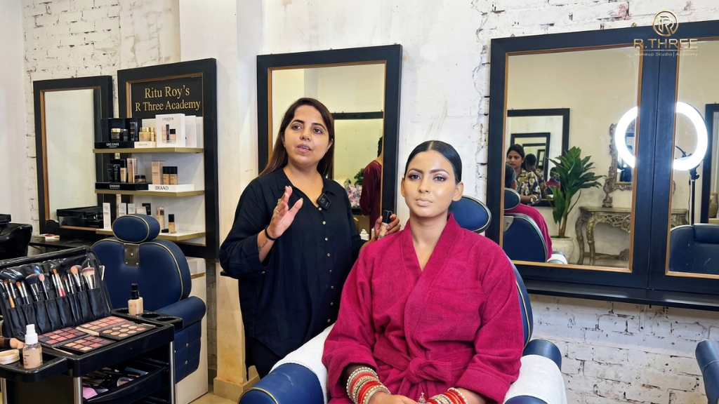 How to Become a Professional Beautician in Varanasi